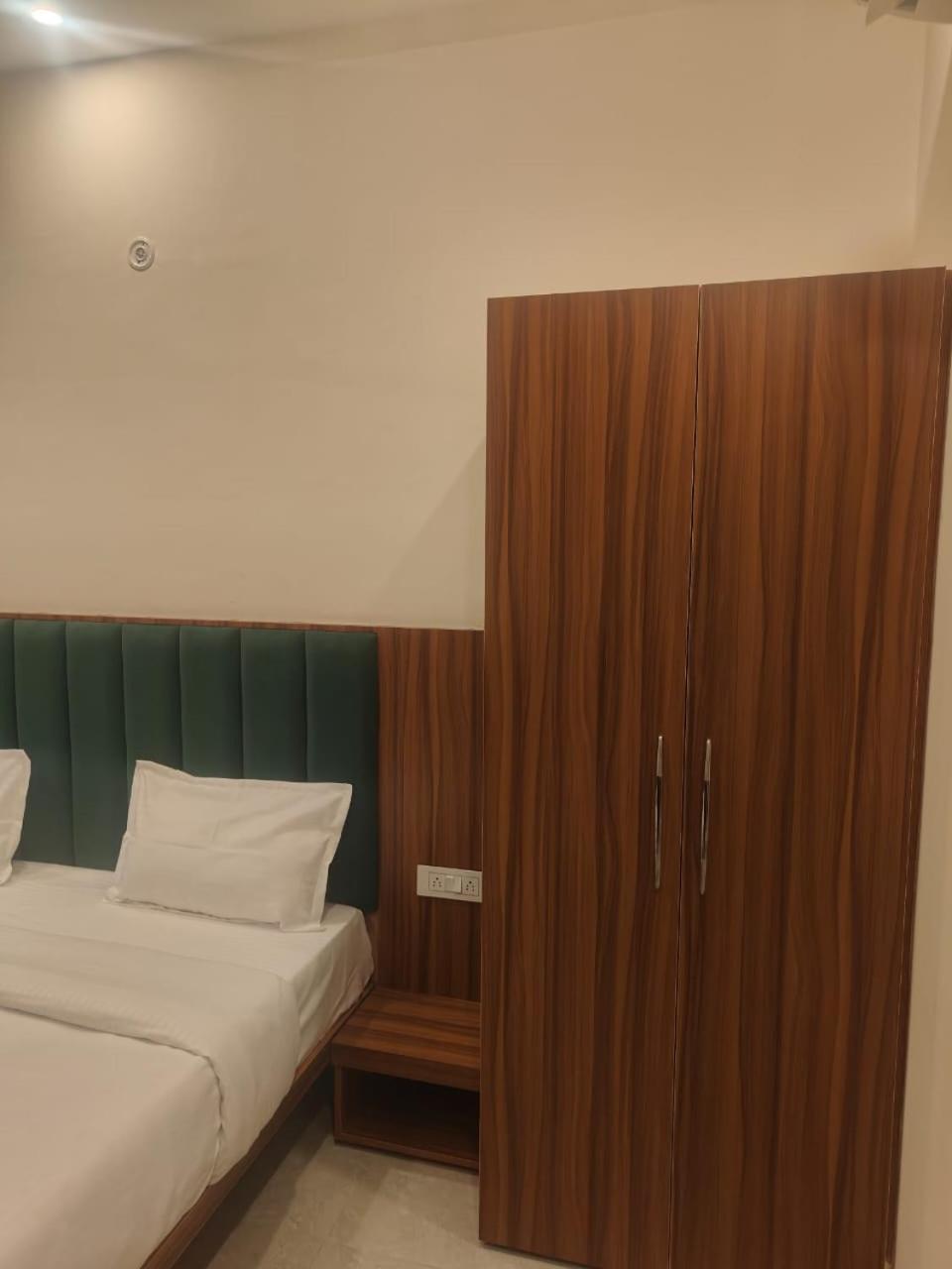 Aroma Resort Rishikesh Ngoại thất bức ảnh