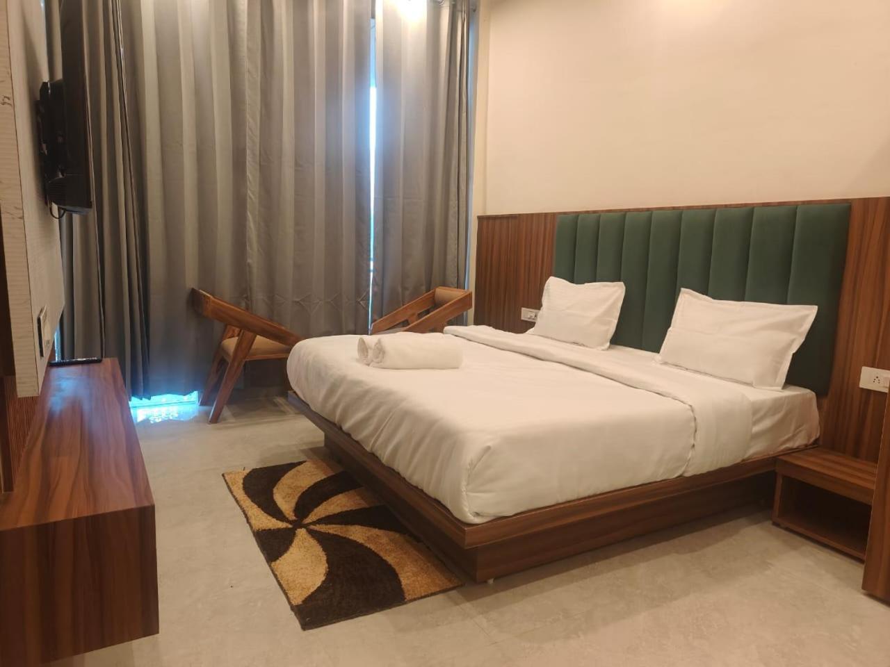 Aroma Resort Rishikesh Ngoại thất bức ảnh